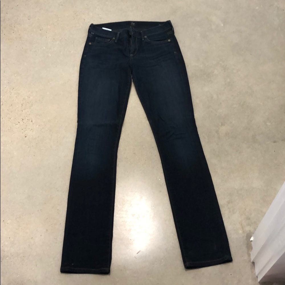 Citizens of humanity- size 27. Straight leg.